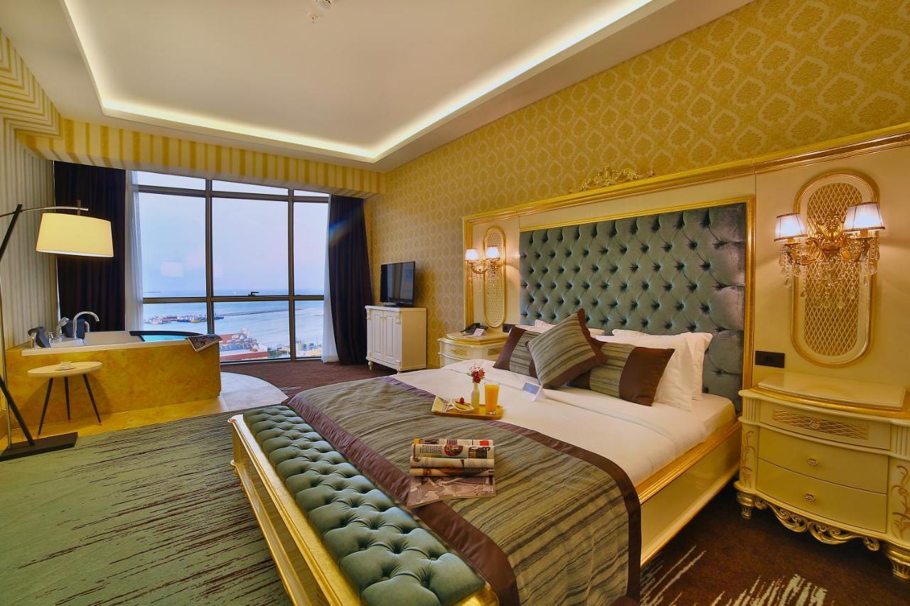 Hotel Ramada By Wyndham İskenderun Exterior foto